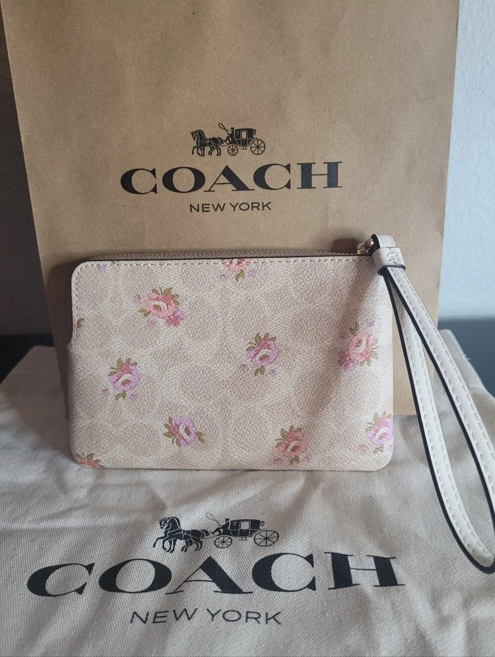 Coach Cream Floral Wristlet Pouch with Pink Roses - Picture 2 of 12